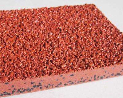 塑膠跑道材料 - 不同種類的塑膠跑道所用材料也各有不同